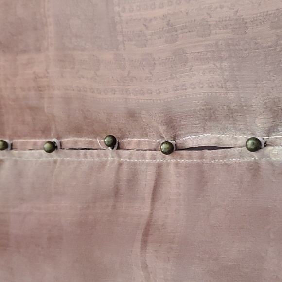 Gimmicks By BKE Sequin & Beaded Button Back Top - Picture 5 of 9